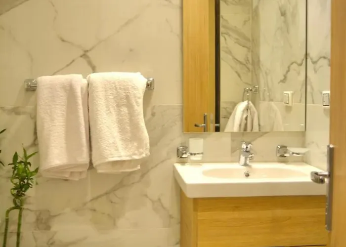 Peaks - La Prestigia A3 Luxury 1br Sea View Apartment